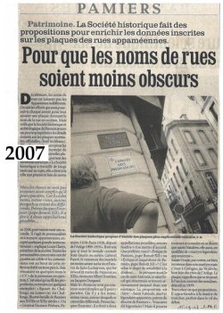 2007 : Travail sur les plaques de rues de Pamiers. Le but était de normaliser...